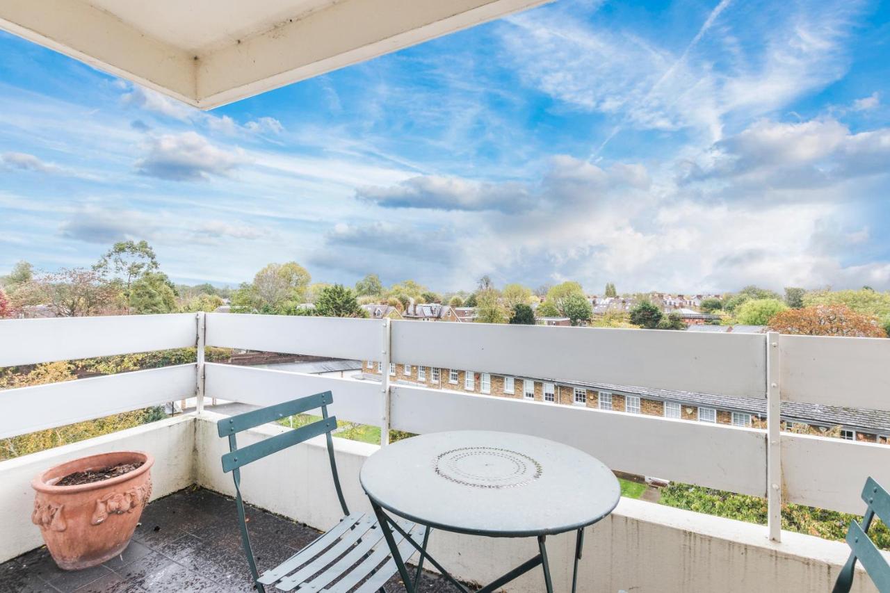 דירות לונדון Bright 1Bed Putney Apt With Leafy Views מראה חיצוני תמונה